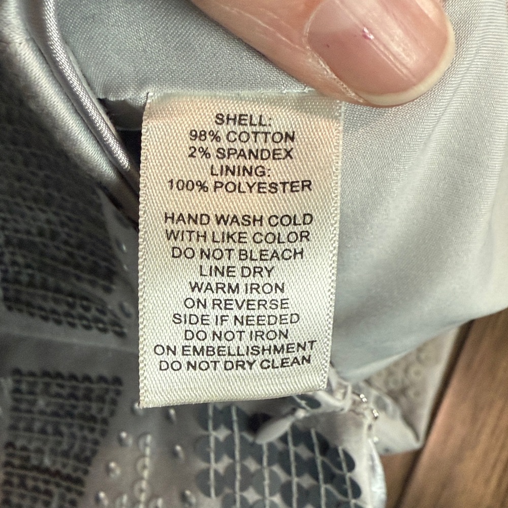 White House Black Market - WHBM sequin silver mini skirt 8 - Picture 8 of 8